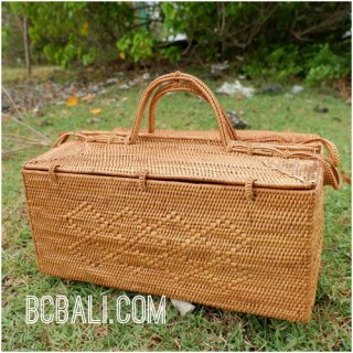 cosmetic women handbag large size handmade straw rattan